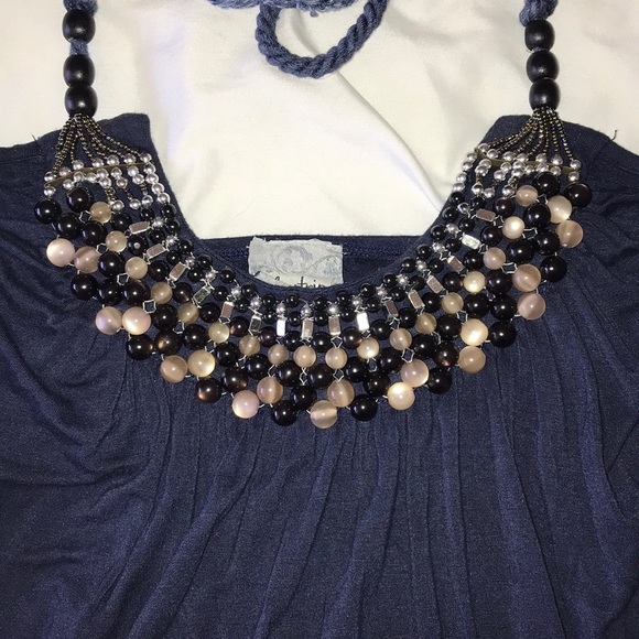 Halter top - Picture 2 of 2